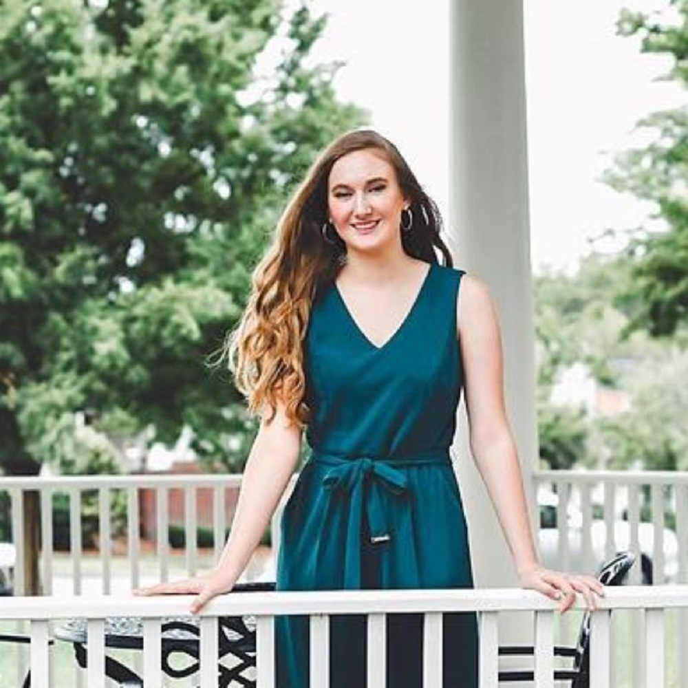 Meet your Posher, Emma